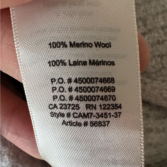 Wilfred Free Aritzia Wolter Waffle Knit Italian Merino Wool V-Neck Sweater Sz M - Picture 12 of 13